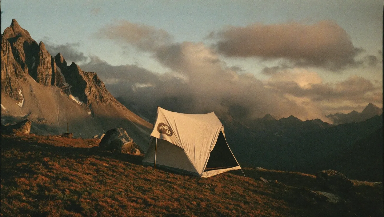 Camping Near Daisetsuzan & Asahidake: A Hokkaido Hyakumeizan Guide